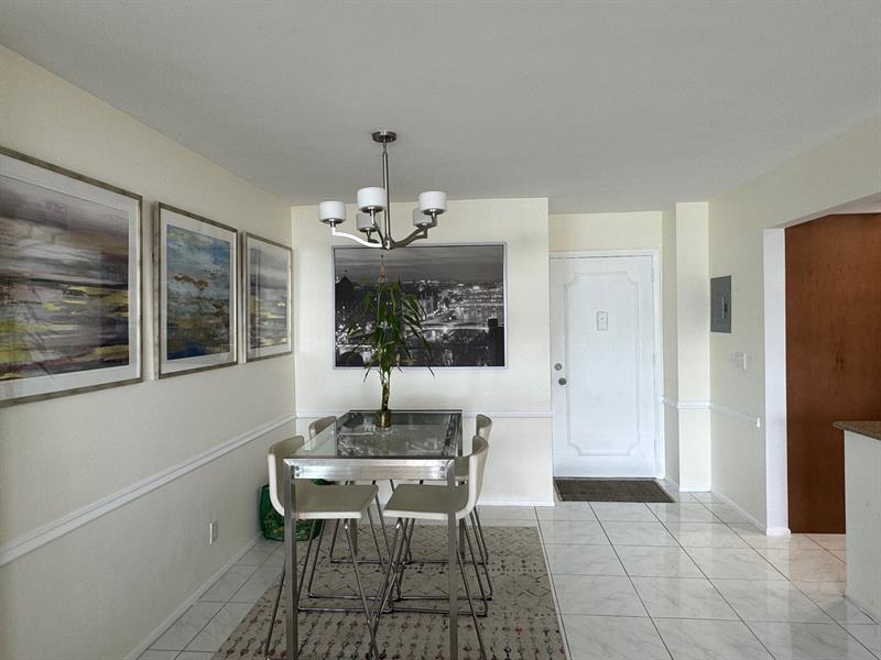 Image 7 of 42 For 305 Pompano Beach Blvd  1006