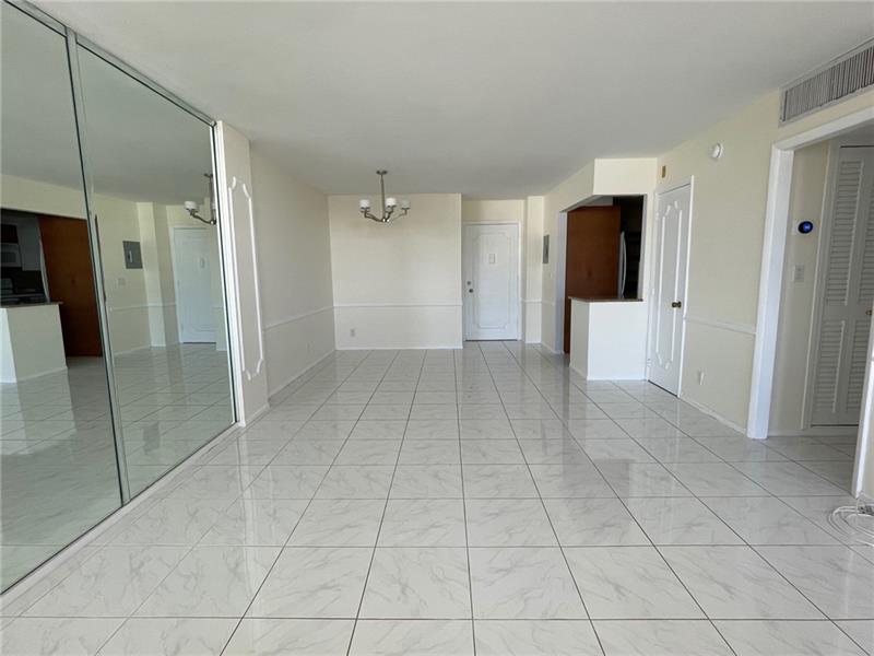 Image 9 of 42 For 305 Pompano Beach Blvd  1006
