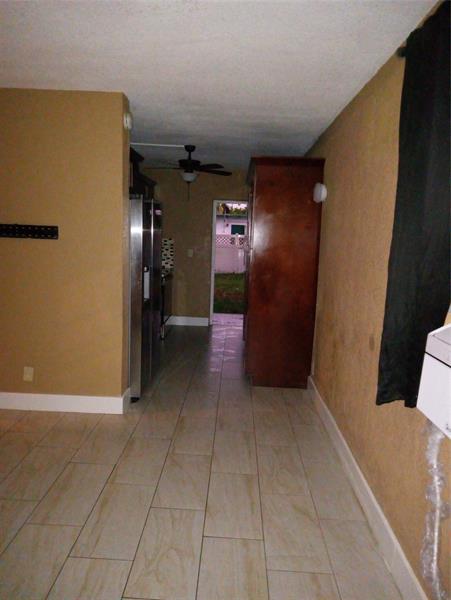 Image 5 of 24 For 2502 6th Ct  