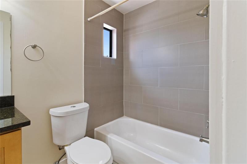 Image 23 of 42 For 8113 71st Ct  8113