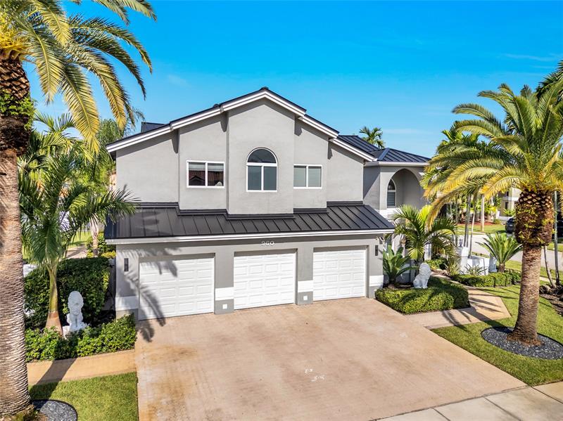 Details for 960 201st Ter, Pembroke Pines, FL 33029