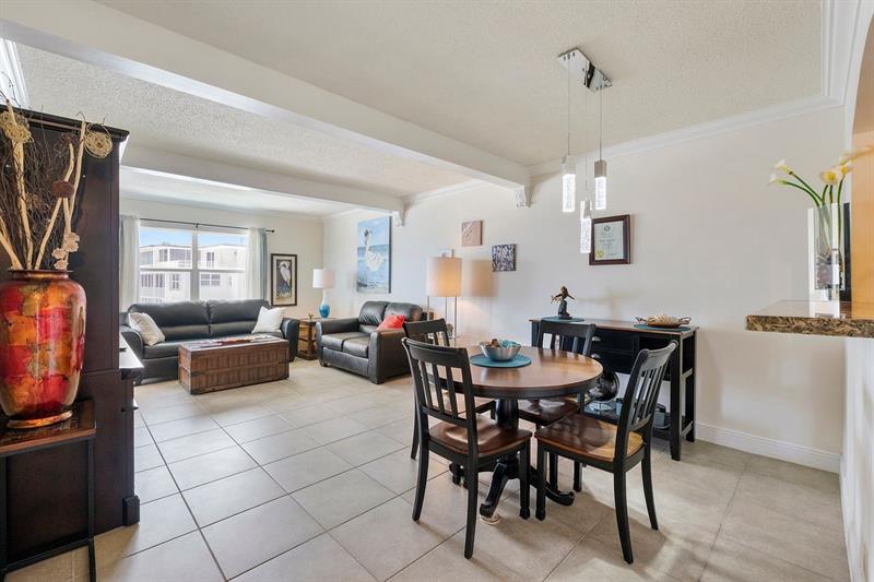 Image 10 of 47 For 1500 Ocean Blvd  706