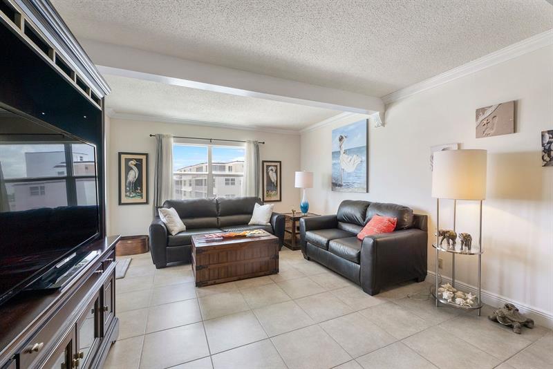 Image 11 of 47 For 1500 Ocean Blvd  706