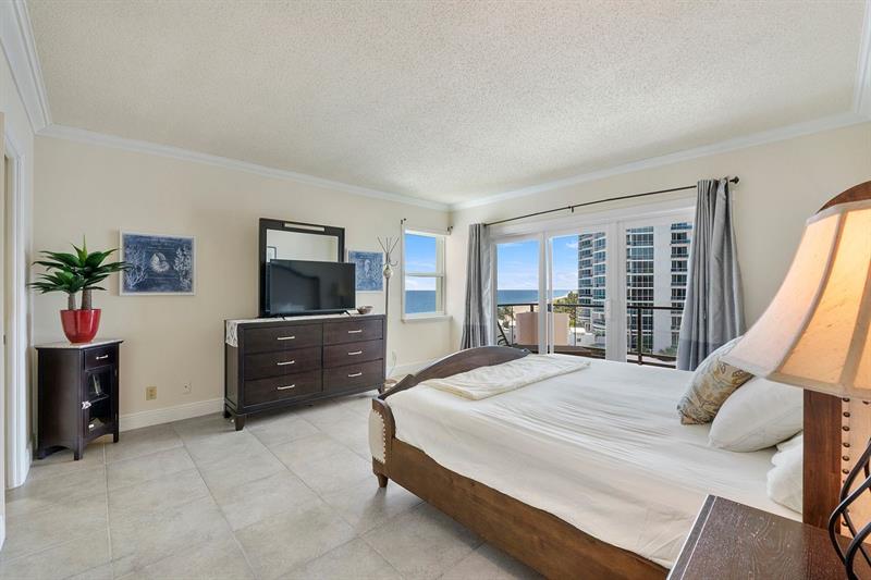 Image 18 of 47 For 1500 Ocean Blvd  706