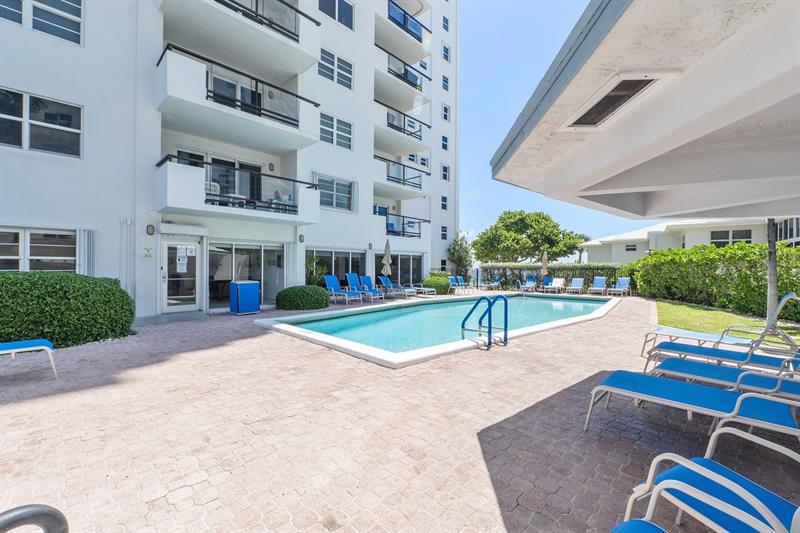 Image 36 of 47 For 1500 Ocean Blvd  706