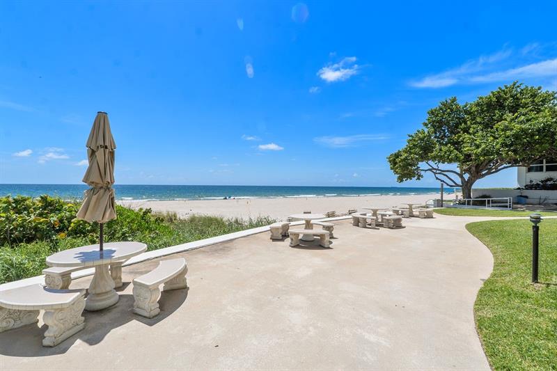 Image 37 of 47 For 1500 Ocean Blvd  706