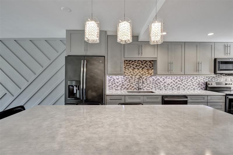 Image 7 of 22 For 9460 Tangerine Pl  307
