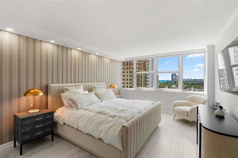 Image 15 of 43 For 2030 Ocean Dr  1407