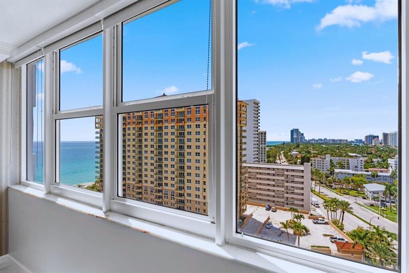 Image 16 of 43 For 2030 Ocean Dr  1407