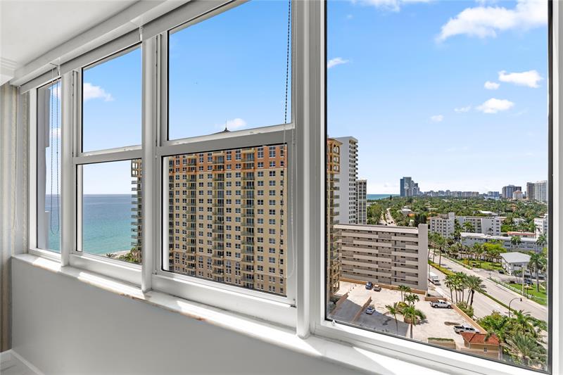 Image 23 of 43 For 2030 Ocean Dr  1407
