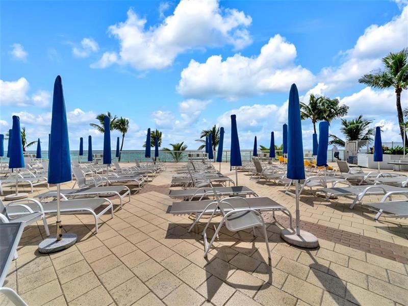 Image 36 of 43 For 2030 Ocean Dr  1407