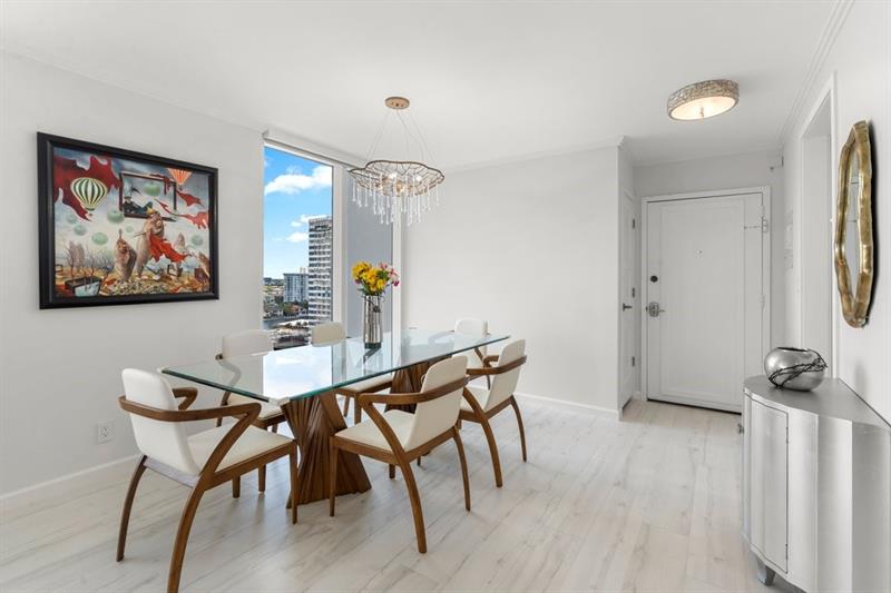 Image 4 of 43 For 2030 Ocean Dr  1407