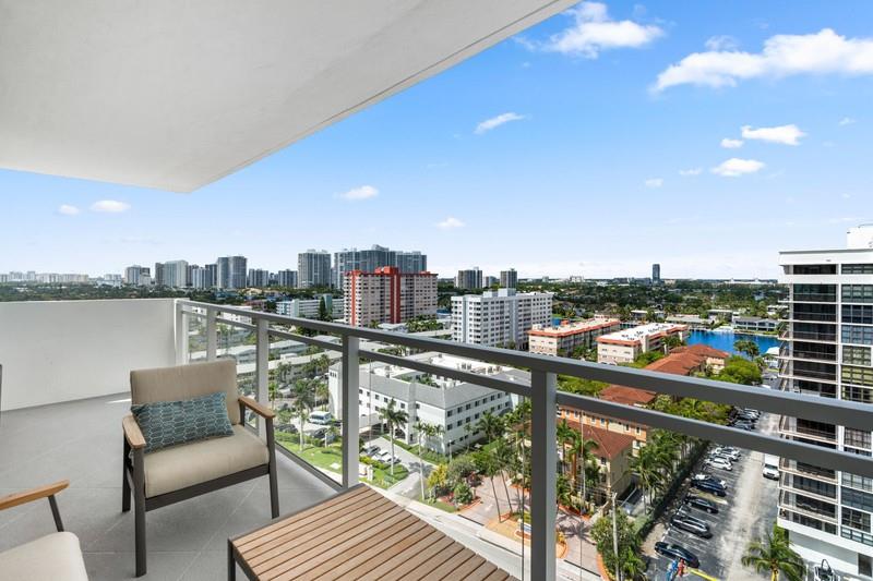 Image 8 of 43 For 2030 Ocean Dr  1407