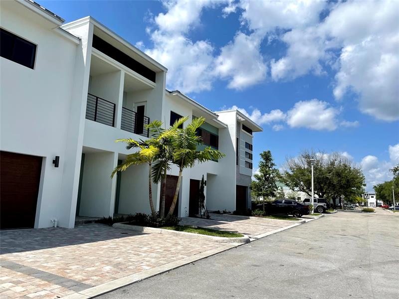 Image 3 of 34 For 4380 8th Ct  