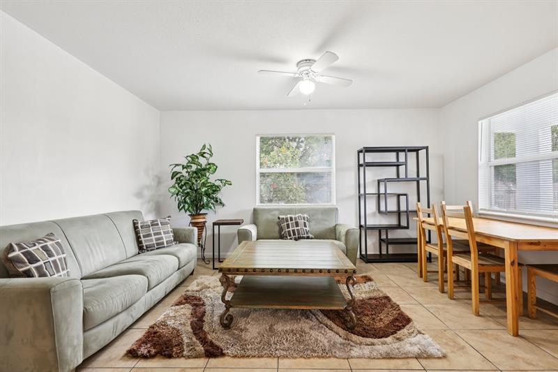Image 11 of 40 For 2221 24th Ct