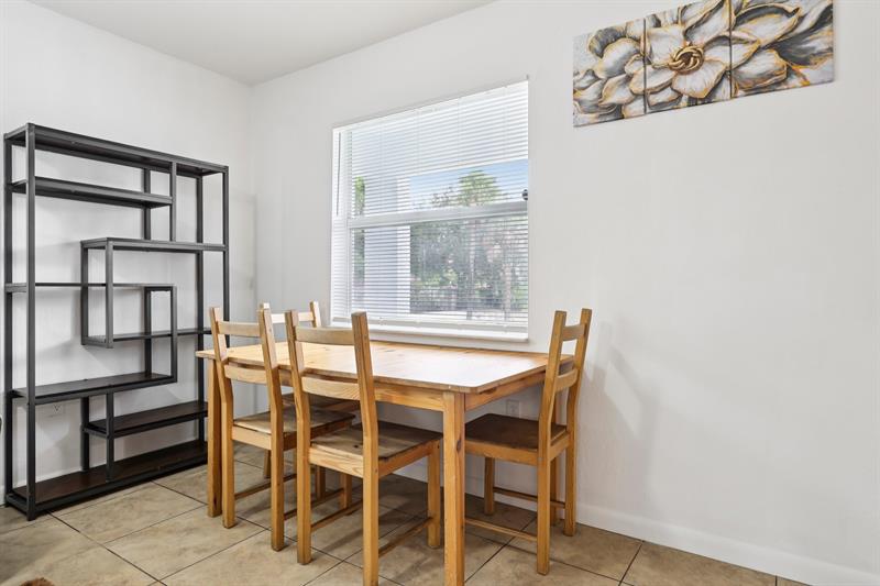 Image 12 of 40 For 2221 24th Ct