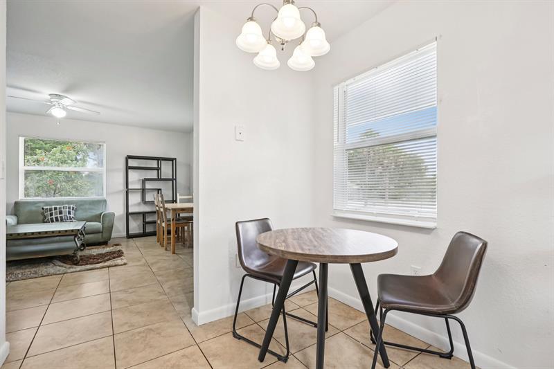 Image 14 of 40 For 2221 24th Ct