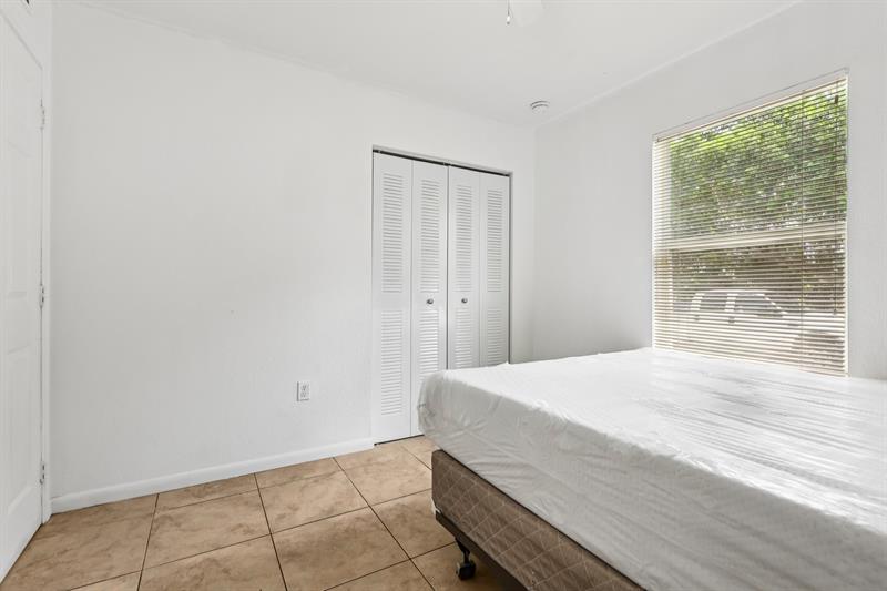 Image 35 of 40 For 2221 24th Ct