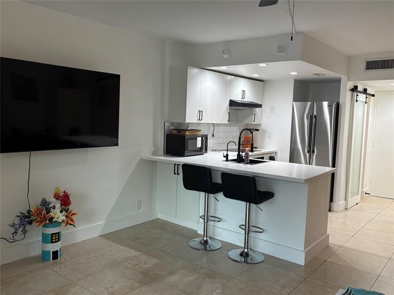 Image 6 of 31 For 2900 30th St B-2