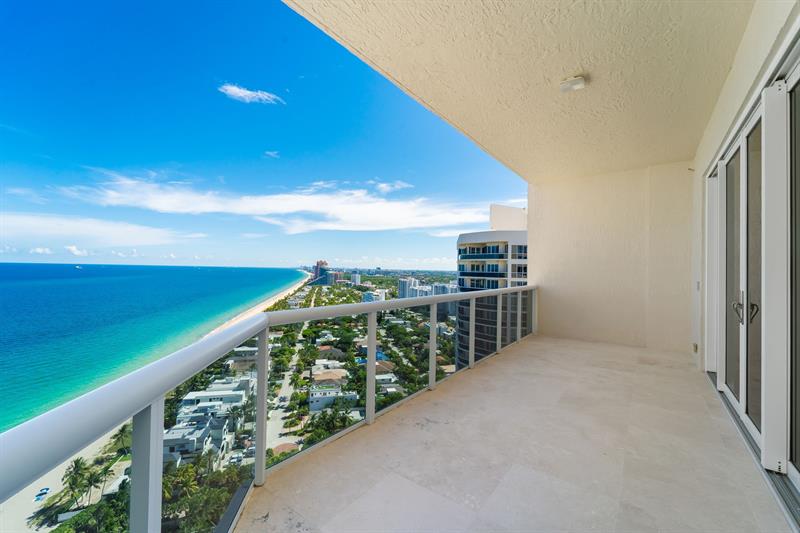 Image 31 of 55 For 3200 Ocean Blvd  Ph2708