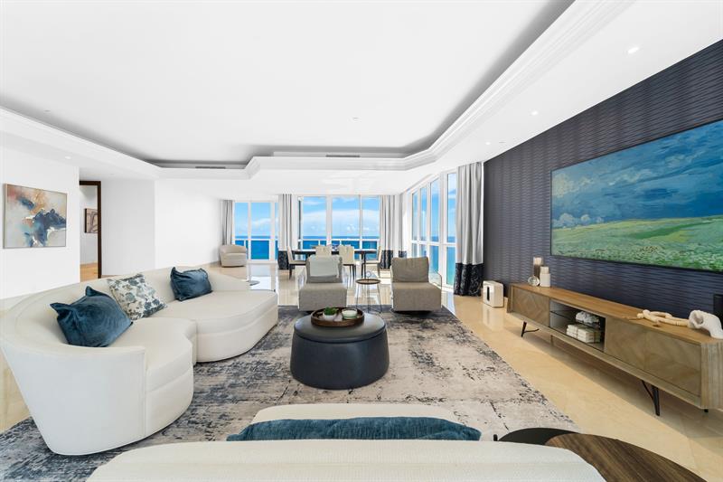 Image 7 of 55 For 3200 Ocean Blvd  Ph2708