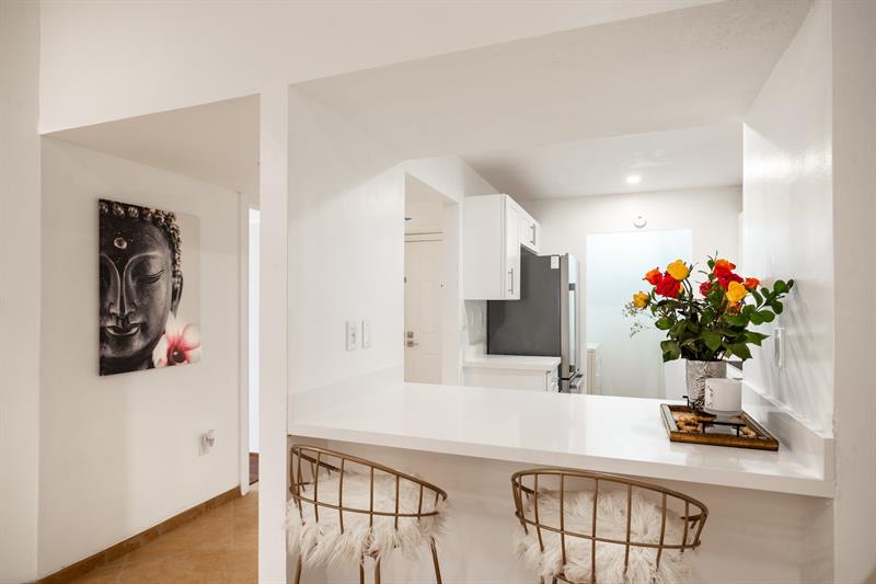Image 15 of 40 For 927 199 Street  202