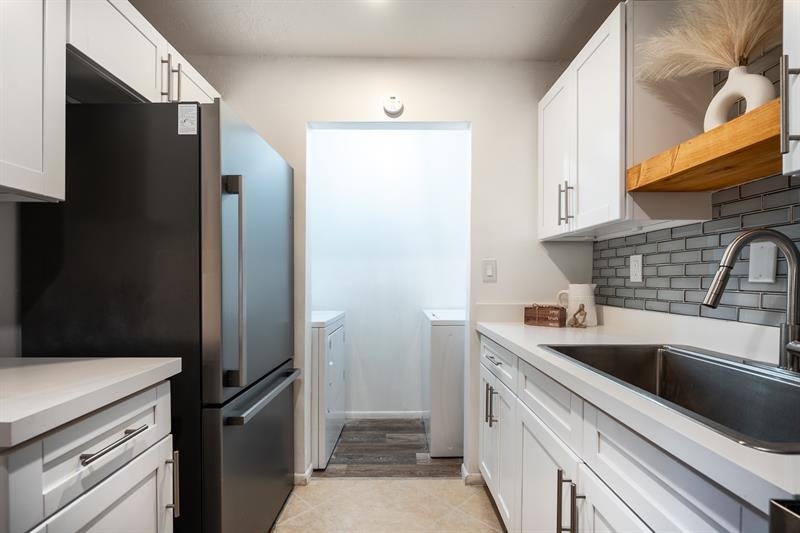 Image 26 of 40 For 927 199 Street  202