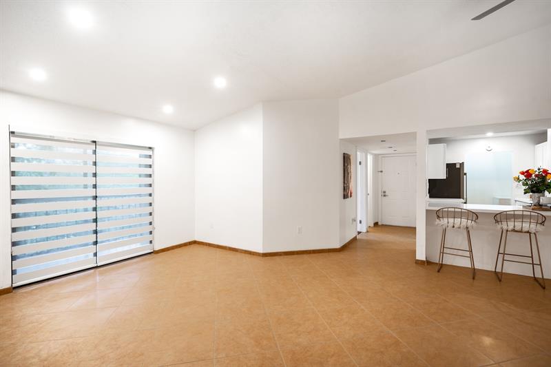 Image 29 of 40 For 927 199 Street  202
