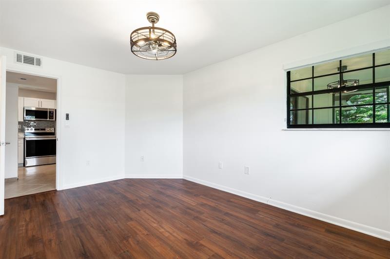 Image 39 of 40 For 927 199 Street  202