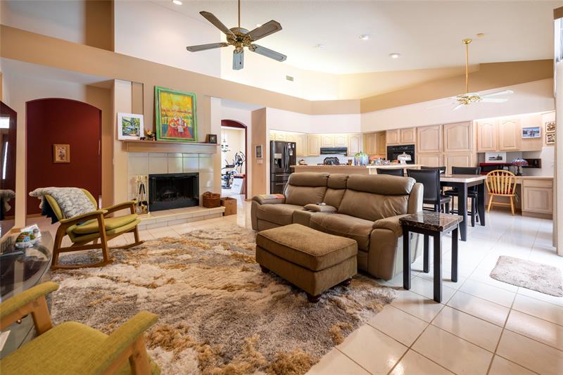 Image 11 of 47 For 3508 Wildflower Dr