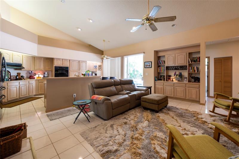 Image 12 of 47 For 3508 Wildflower Dr
