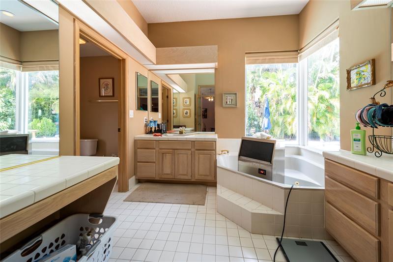 Image 26 of 47 For 3508 Wildflower Dr