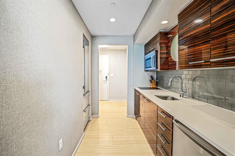 Image 13 of 20 For 551 Fort Lauderdale Beach Blvd  H803