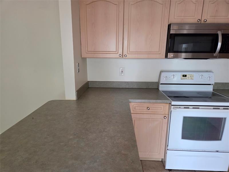 Image 18 of 36 For 12077 Regal Ct  12077