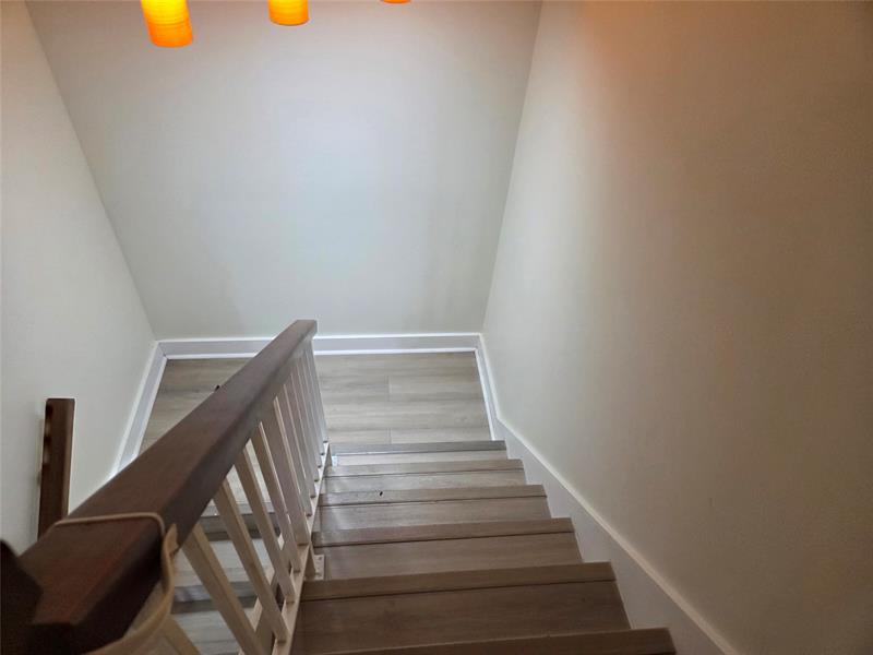 Image 22 of 36 For 12077 Regal Ct  12077