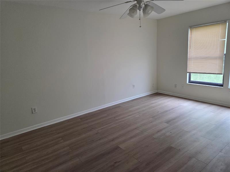Image 6 of 36 For 12077 Regal Ct  12077