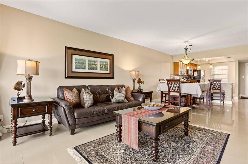 Details for 605 Oaks Dr  1008, Pompano Beach, FL 33069