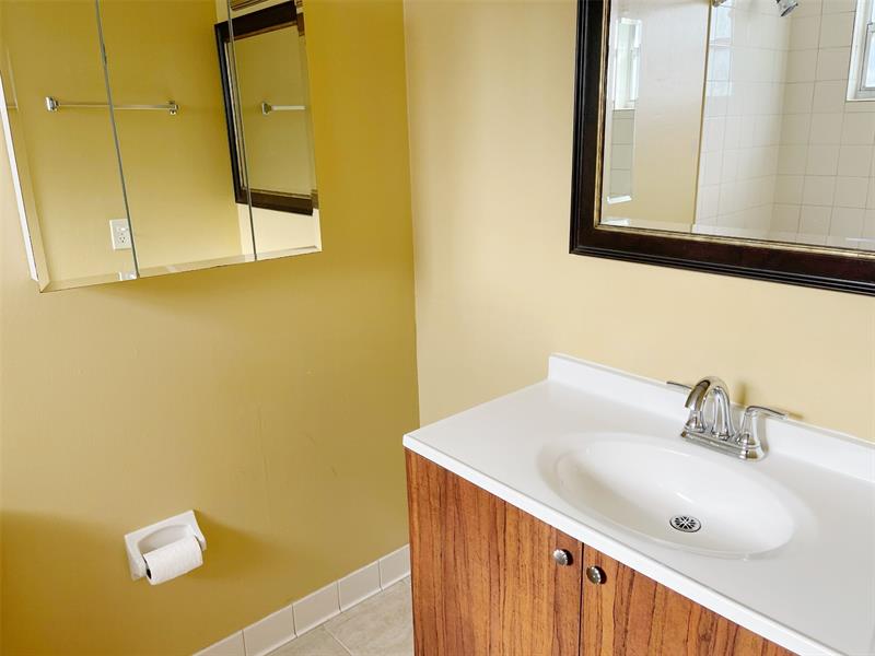 Image 15 of 19 For 11101 Royal Palm Blvd  #201