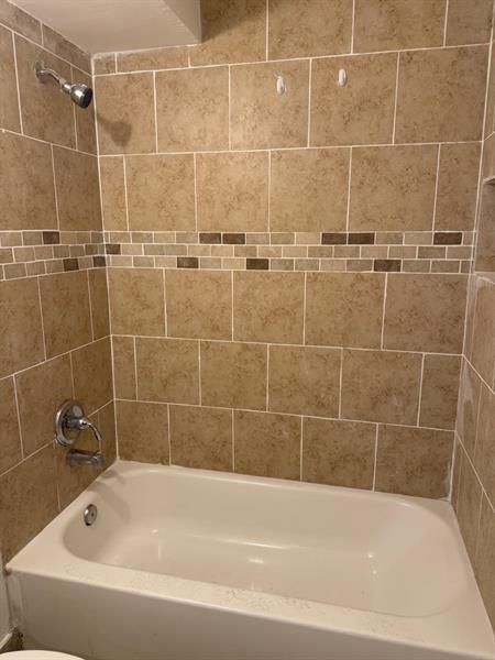 Image 19 of 22 For 621 Lyons Rd  9103