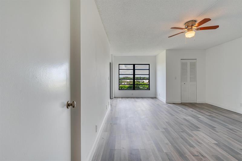 Image 15 of 26 For 2200 Cypress Bend Dr  604
