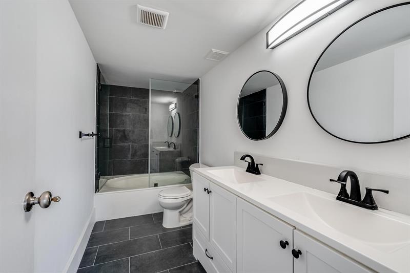 Image 18 of 26 For 2200 Cypress Bend Dr  604