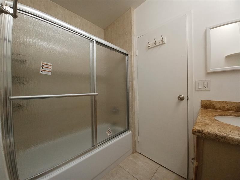 Image 9 of 14 For 301 Pine Island Rd  216