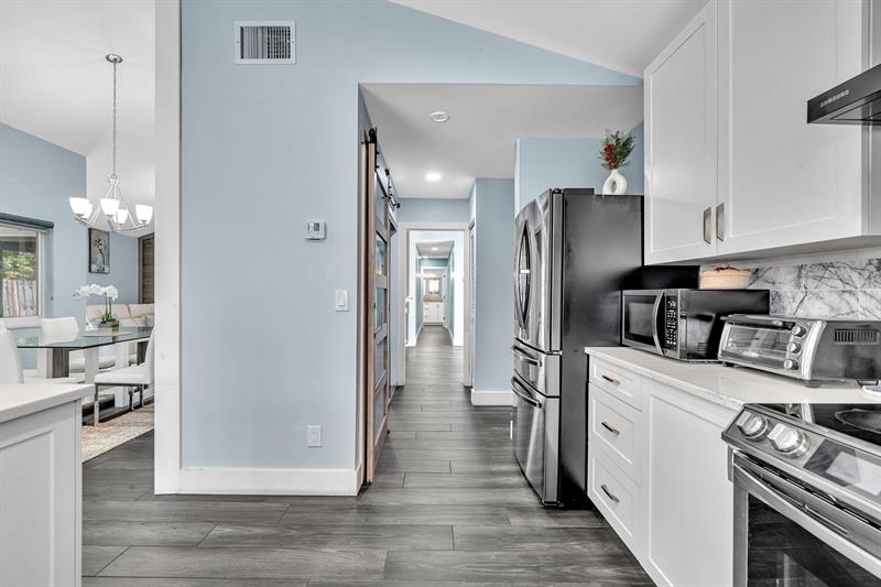 Image 14 of 53 For 8301 52nd St