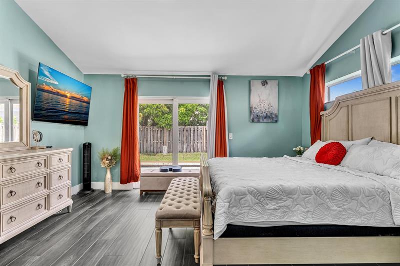 Image 27 of 53 For 8301 52nd St