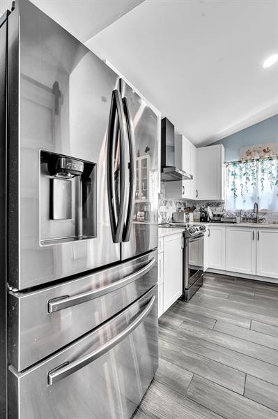 Image 7 of 53 For 8301 52nd St