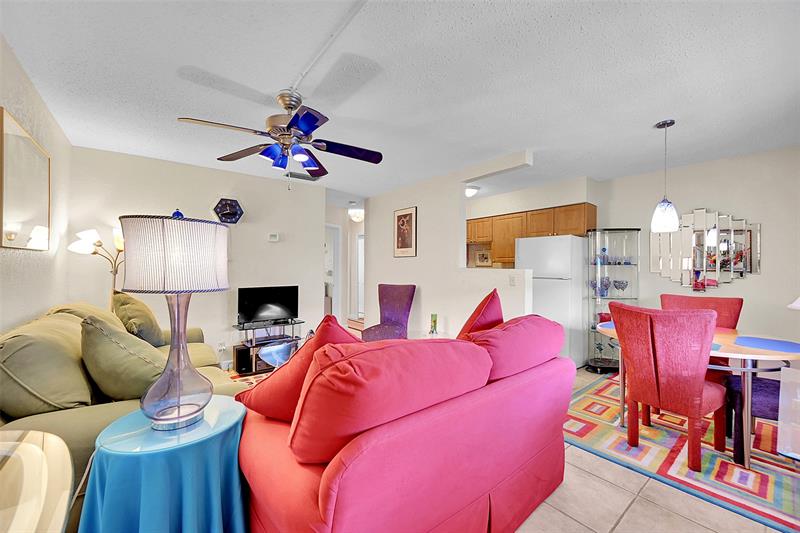 Image 11 of 27 For 2607 8th Ave  28