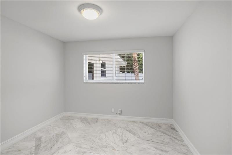 Image 20 of 39 For 1820 59th Ct