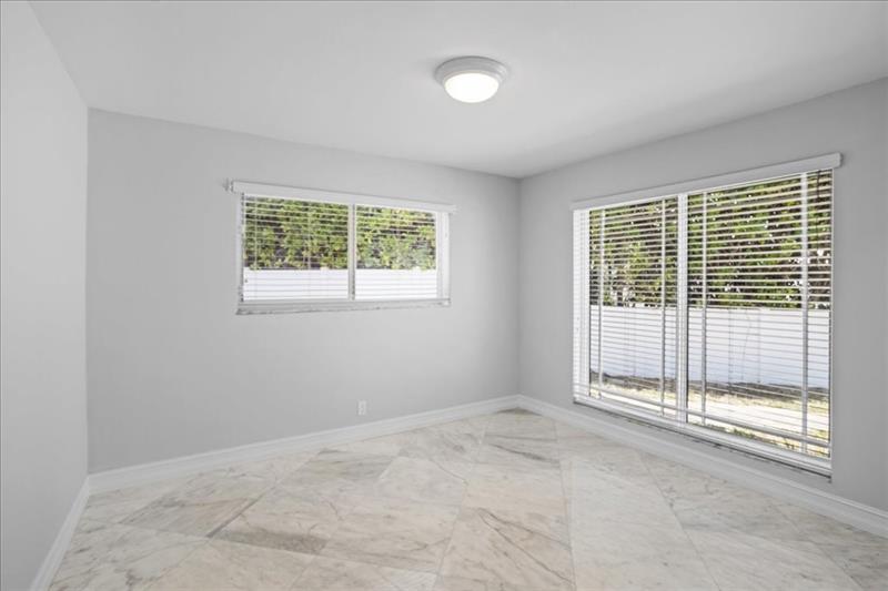 Image 22 of 39 For 1820 59th Ct