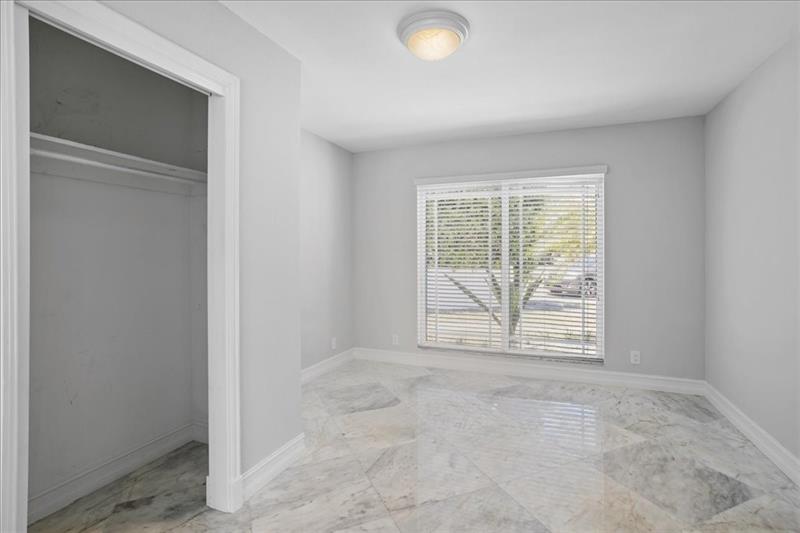 Image 24 of 39 For 1820 59th Ct
