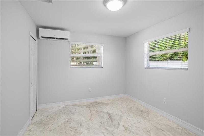 Image 28 of 39 For 1820 59th Ct